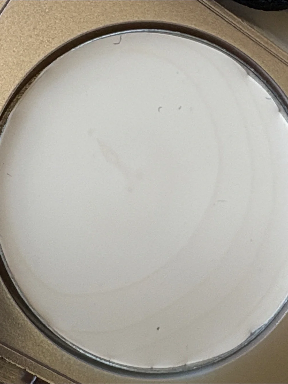 Cream Undereye Concealer Compact - Light/Medium Peach
